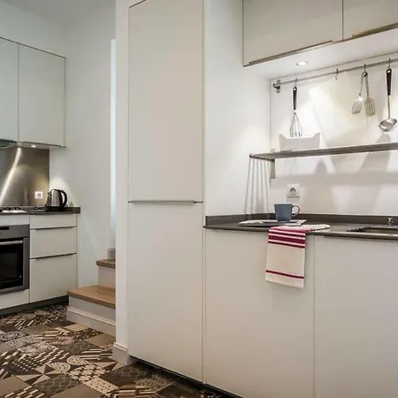 Terrasse Keyweek With Terrace And Parking Near Markets *